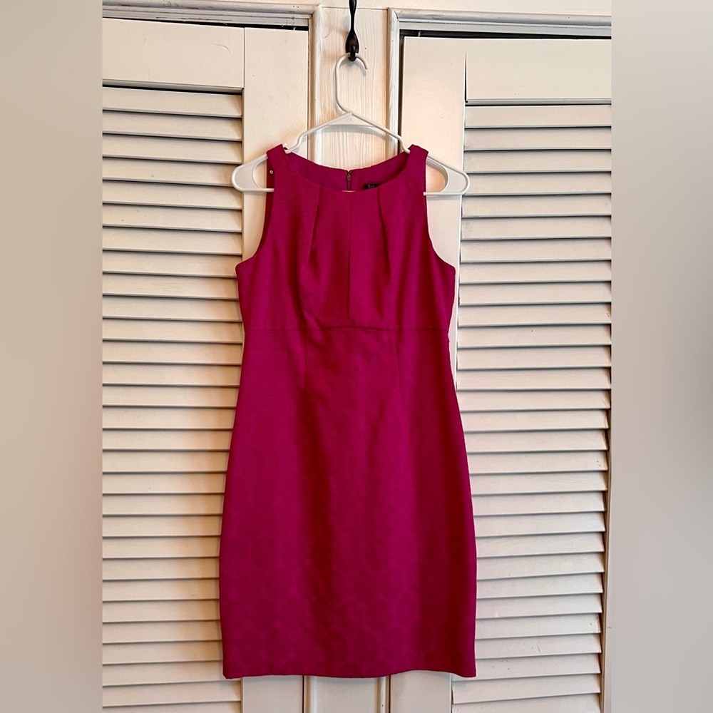 Elegant Deep Pink Sleeveless Dress by Just Taylor. Great pleated top.